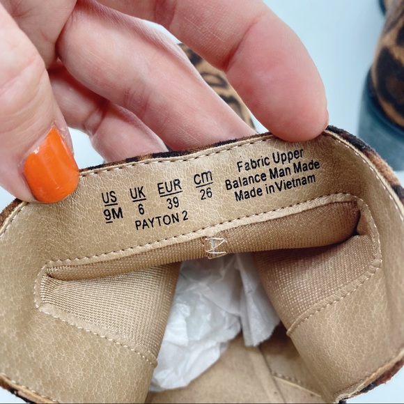 Life Stride Payton 2 Leopard Low Booties Size 9 - Picture 7 of 8